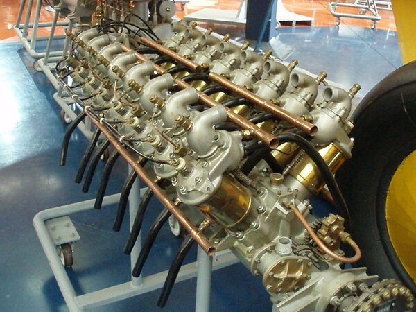 V 16 Engines