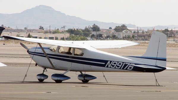 Cessna1821957N9917B.jpg_thumb.7c6b9d801d79b3f7b749028f7e2a3683.jpg