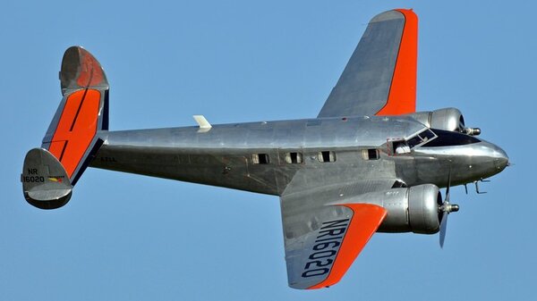 Lockheed12AElectraJuniorF-AZLL_NR16020.jpg_thumb.a77f9fb1a124e0eac449486af41d8c5e.jpg