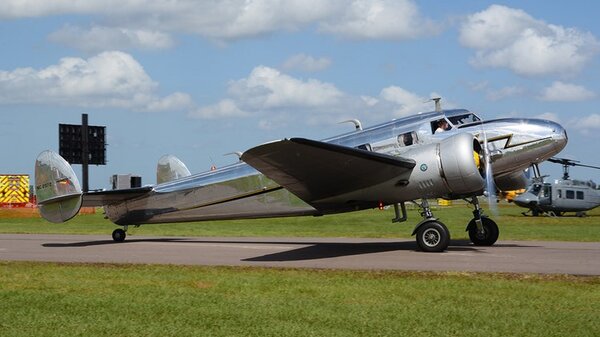 Lockheed12aElectraJuniorNC20726.jpg_thumb.f8e4ffca40ffa50690434f60011baf95.jpg