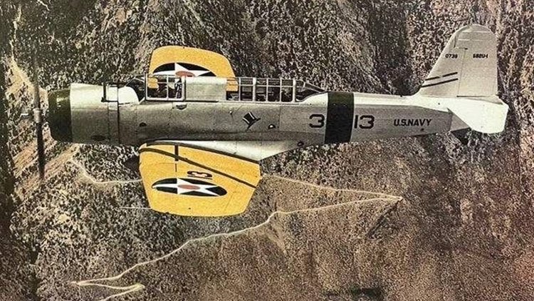 More information about "Vought SB2U Vindicator"