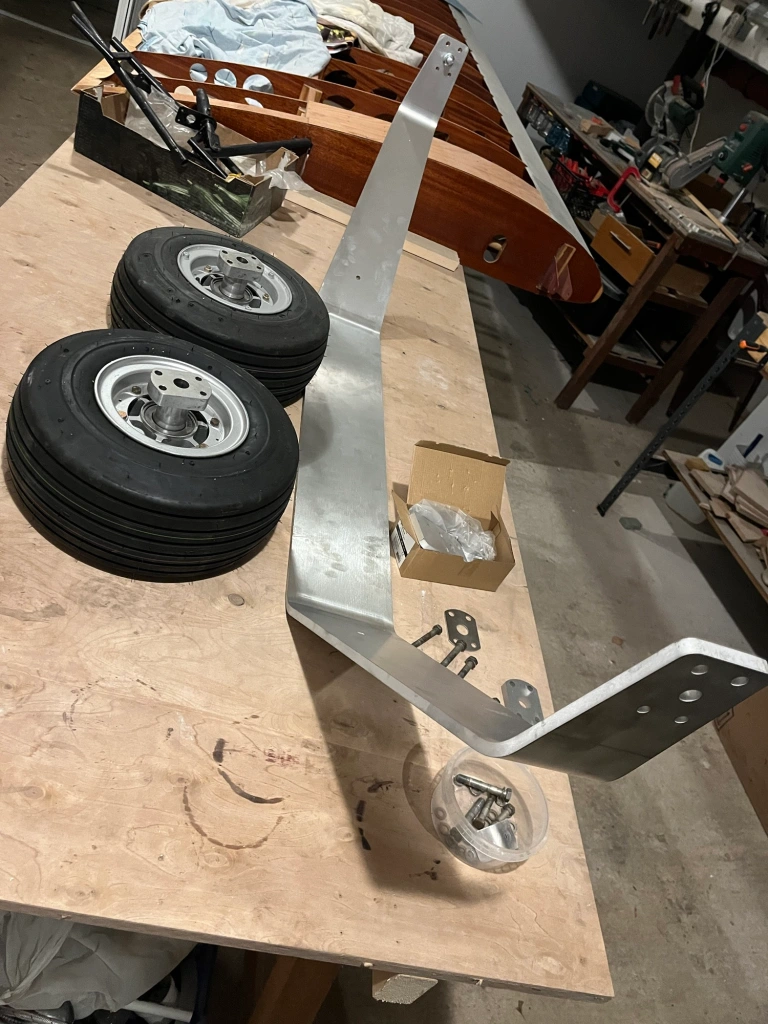 More information about "Taildragger landing gear"